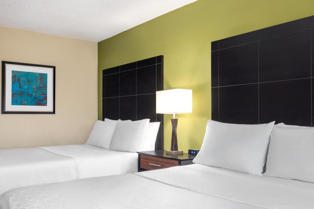 Holiday Inn Express Hotel & Suites Edmond By Ihg Eksteriør bilde