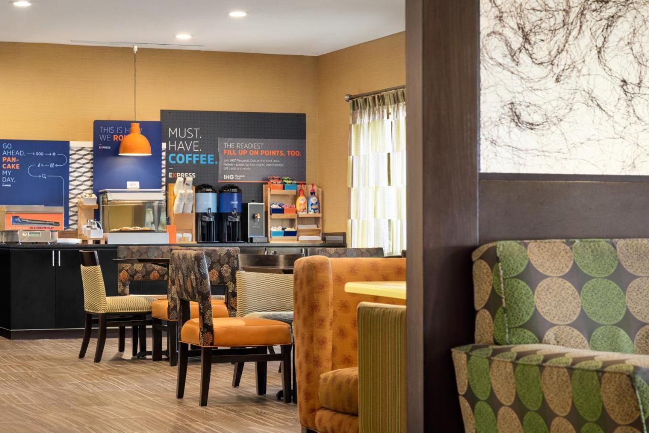 Holiday Inn Express Hotel & Suites Edmond By Ihg Eksteriør bilde