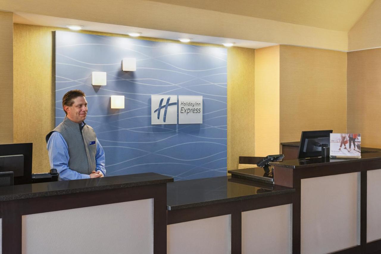Holiday Inn Express Hotel & Suites Edmond By Ihg Eksteriør bilde