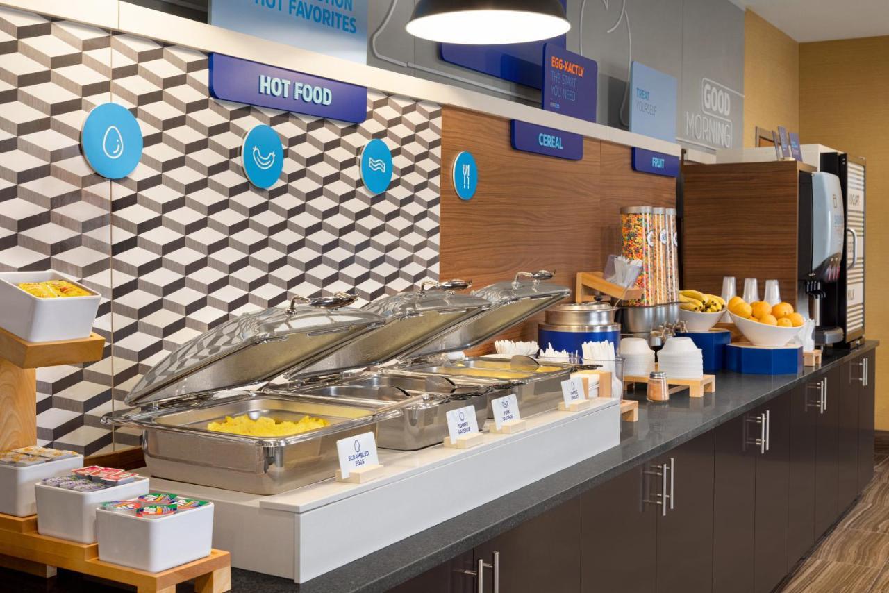 Holiday Inn Express Hotel & Suites Edmond By Ihg Eksteriør bilde