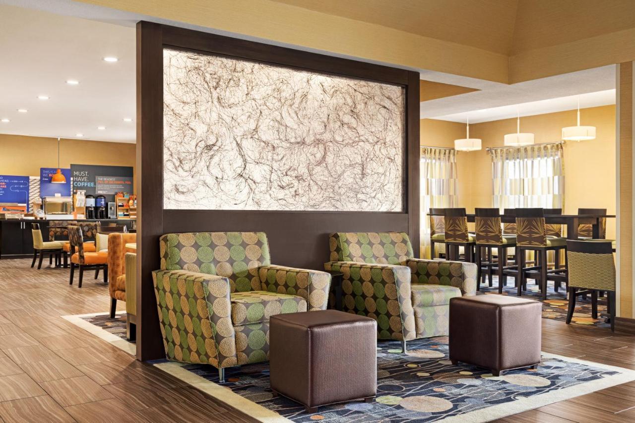 Holiday Inn Express Hotel & Suites Edmond By Ihg Eksteriør bilde