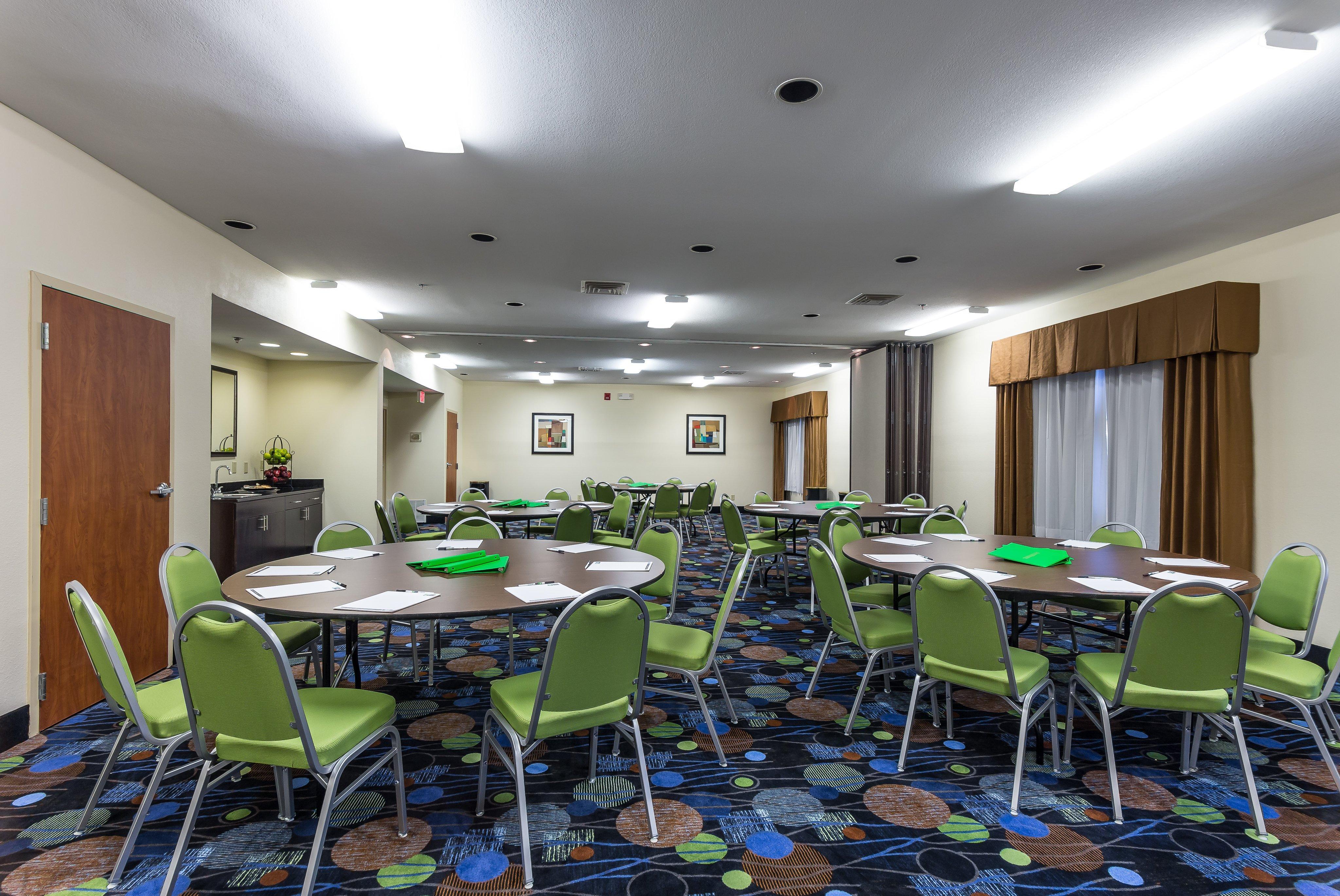 Holiday Inn Express Hotel & Suites Edmond By Ihg Eksteriør bilde